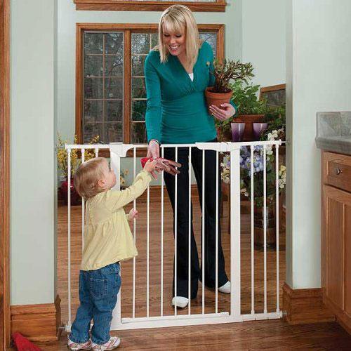 Tall & Wide Auto Close Gateway